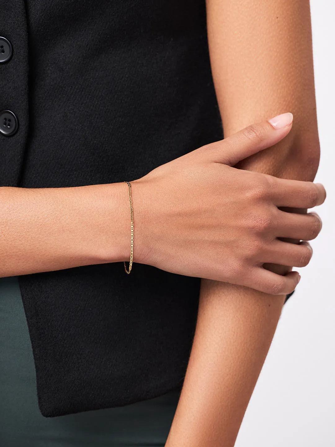 Solid Yellow Gold - Flat Mariner Chain Bracelet