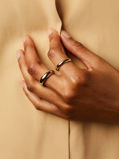 Gold Band Ring - Everly