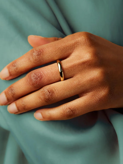 Gold Band Ring - Everly