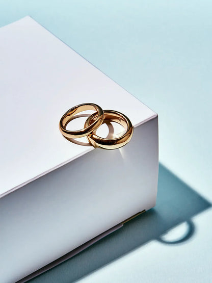 Gold Band Ring - Everly